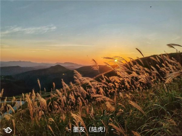 中博策略 秋凉好运动，科学是关键：墨迹天气定制化运动方案守护户外健康
